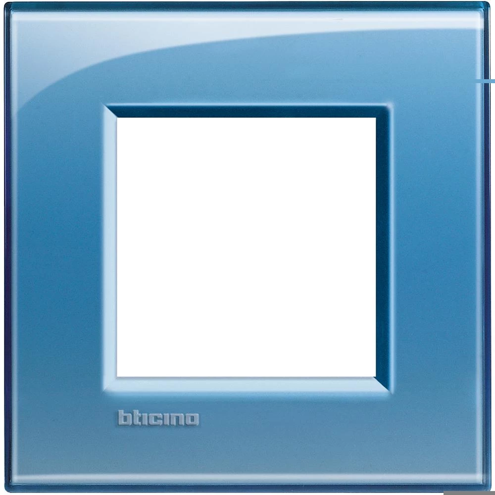  артикул LNA4802AD название Рамка одинарная прямоугольная, цвет Голубой, LivingLight, Bticino